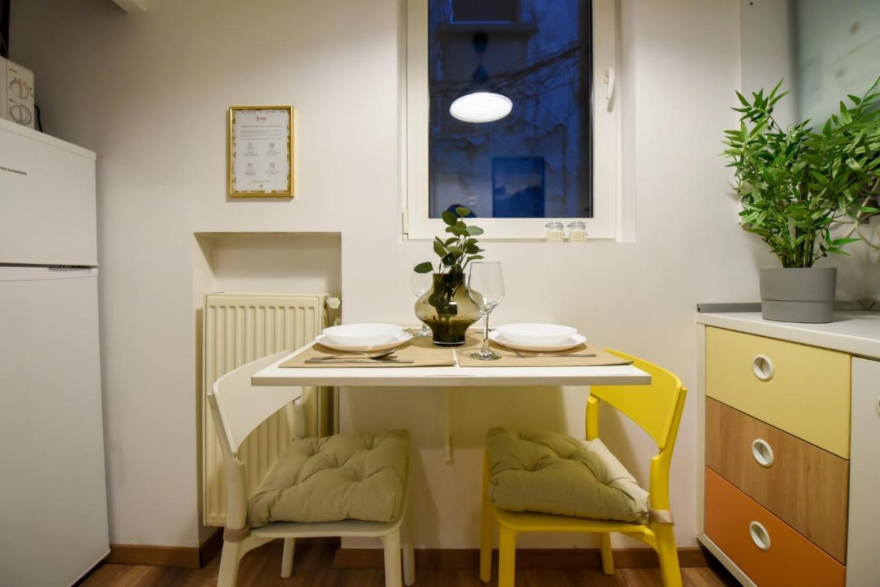 Sweet Dreams Home Dreamy Universitate Studio Бухарест Экстерьер фото